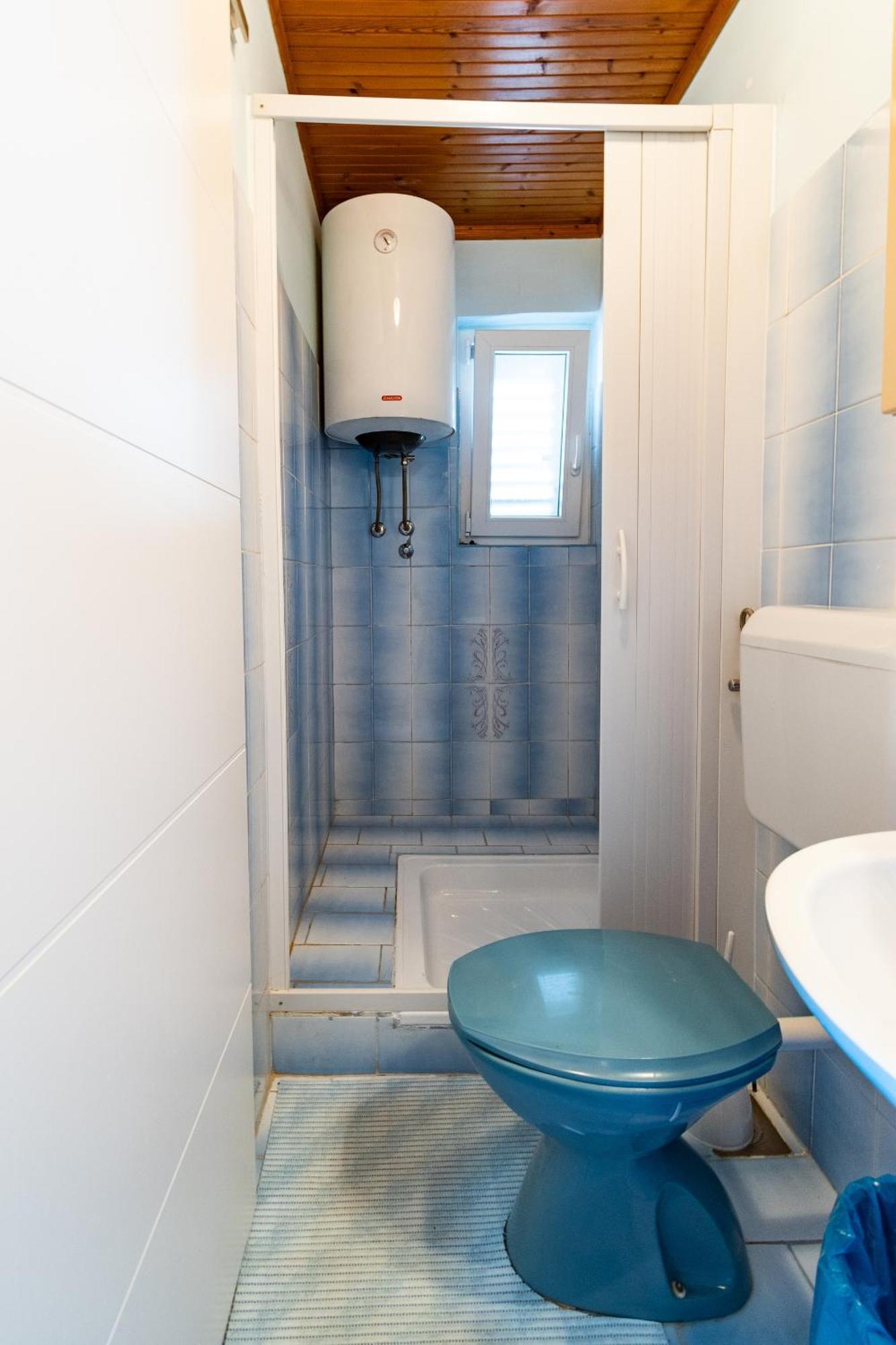 Apartments And Rooms With Parking Space Skrbcici, Krk - 21231 Номер фото